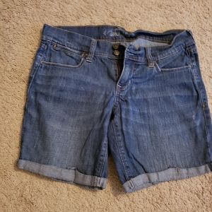 Old Navy rolled cuffed shorts